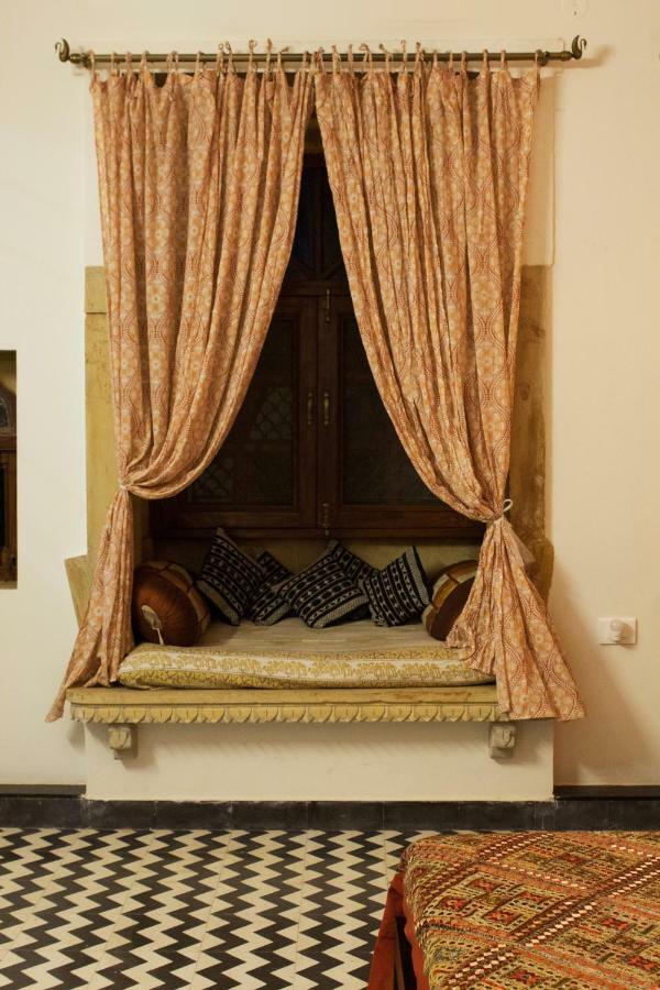 Jaisal Castle Homestay Dźajpur Zewnętrze zdjęcie