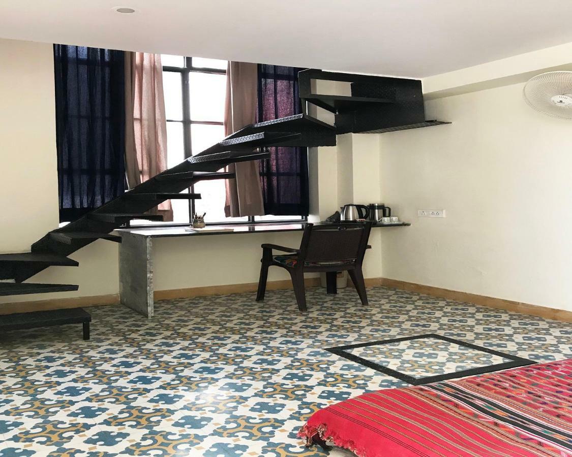 Jaisal Castle Homestay Dźajpur Zewnętrze zdjęcie